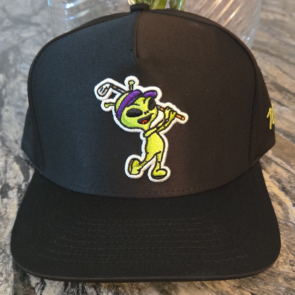 Black Baseball Cap with Alien Golfer Patch NWT - image 1